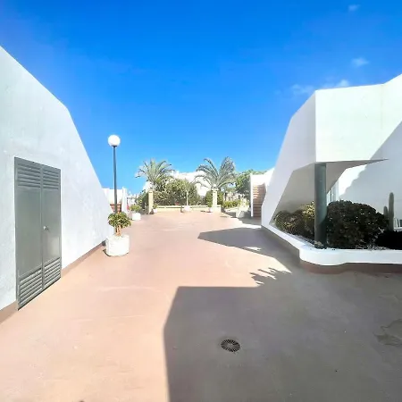 Estudio Con Bonita Vista, Wifi,piscina,cerca Playa Em Tenerife Sur