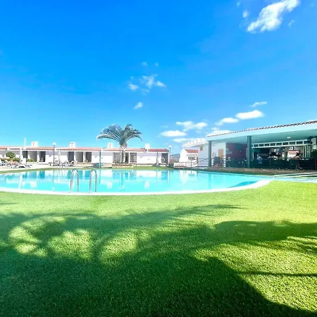 Estudio Con Bonita Vista, Wifi,piscina,cerca Playa Em Tenerife Sur Appartamento