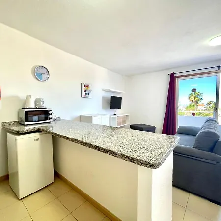 Estudio Con Bonita Vista, Wifi,piscina,cerca Playa Em Tenerife Sur Appartamento