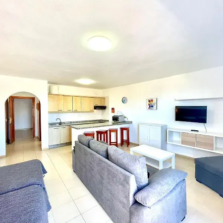 Estudio Con Bonita Vista, Wifi,piscina,cerca Playa Em Tenerife Sur Apartman *