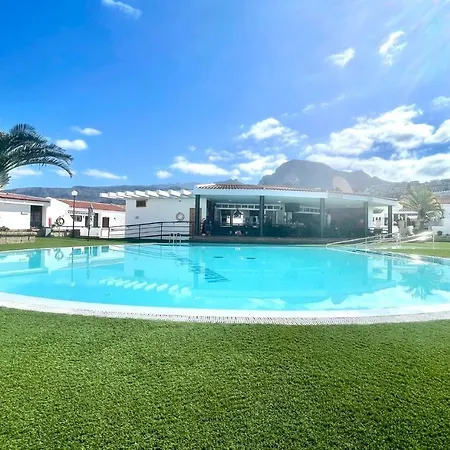 Estudio Con Bonita Vista, Wifi,piscina,cerca Playa Em Tenerife Sur *